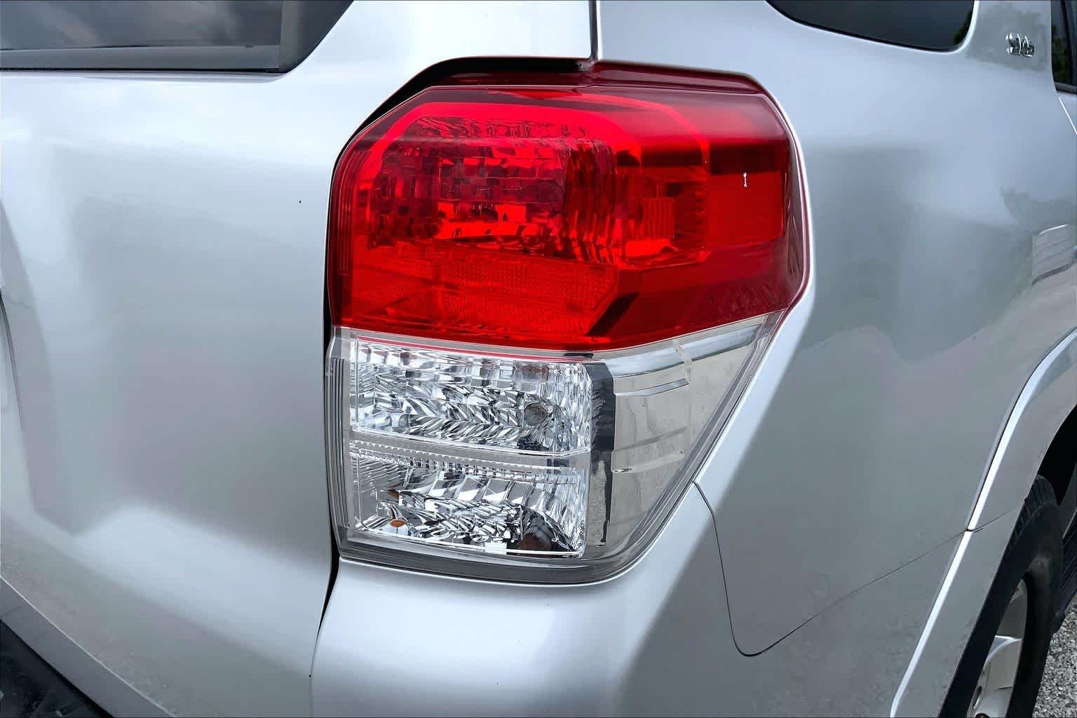 Used 2011 Classic Silver Metallic Toyota SR5 image 28