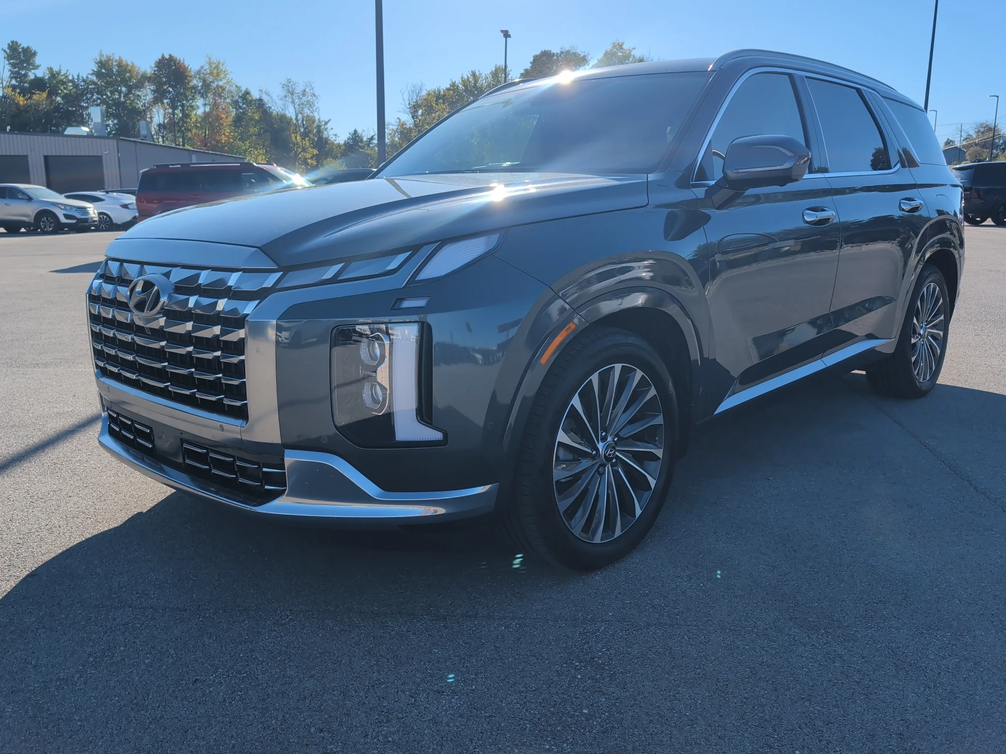 Used 2023 Steel Graphite Hyundai Calligraphy image 2