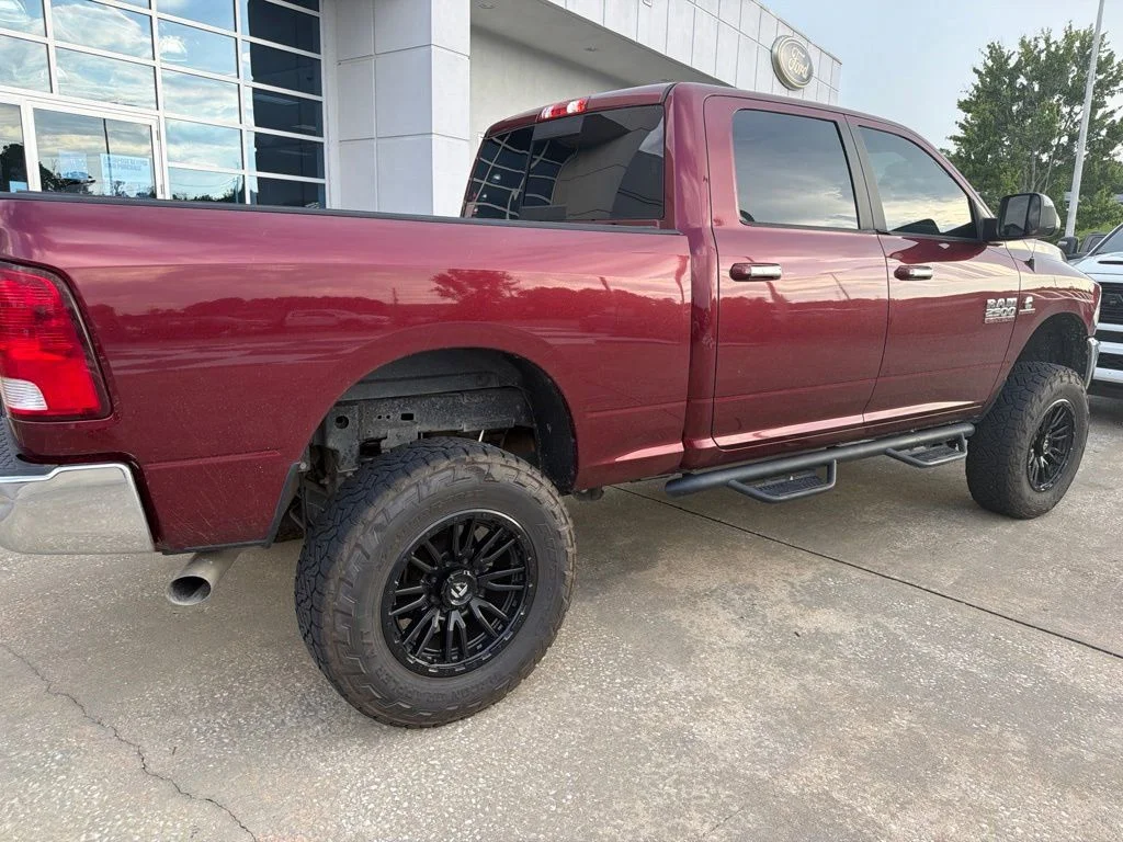 Used 2018 Delmonico Red Pearlcoat Ram Big Horn image 1