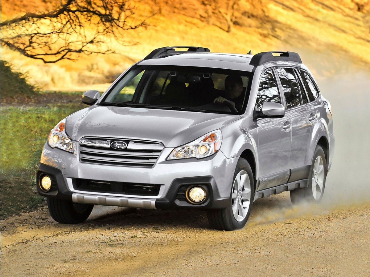 Used 2014 White Subaru 2.5i image 1