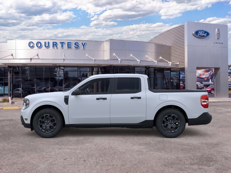New 2026 Space White Metallic Ford XLT image 3