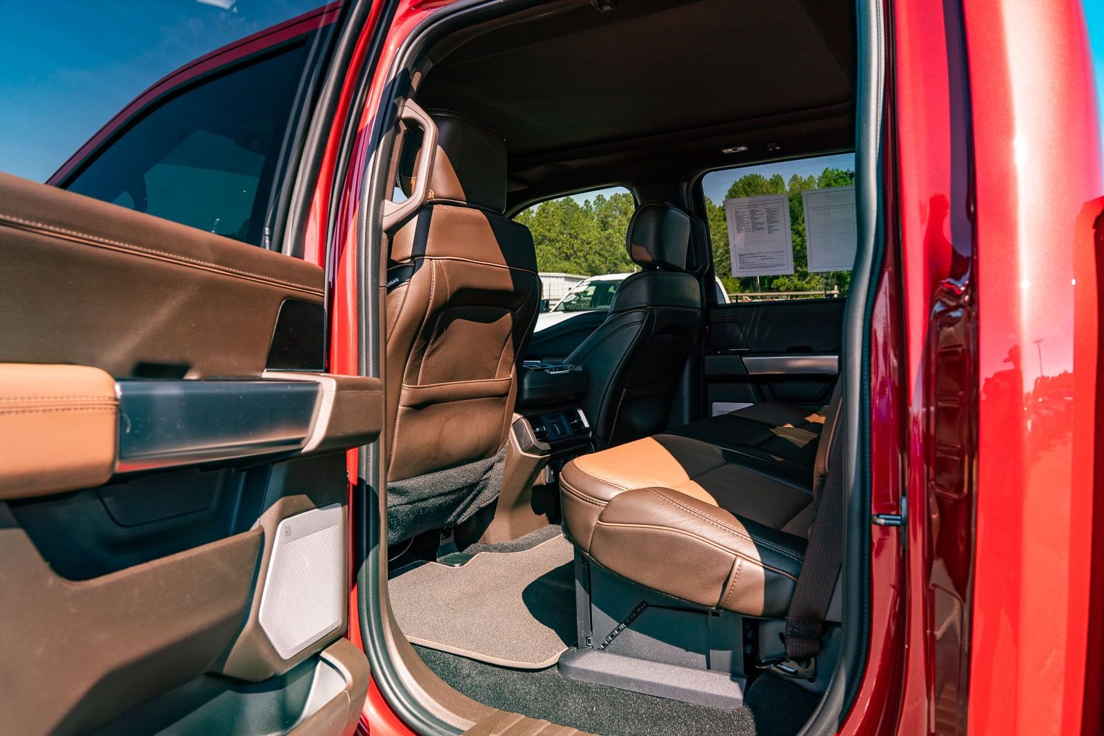 Certified Used 2025  Ford King Ranch image 18