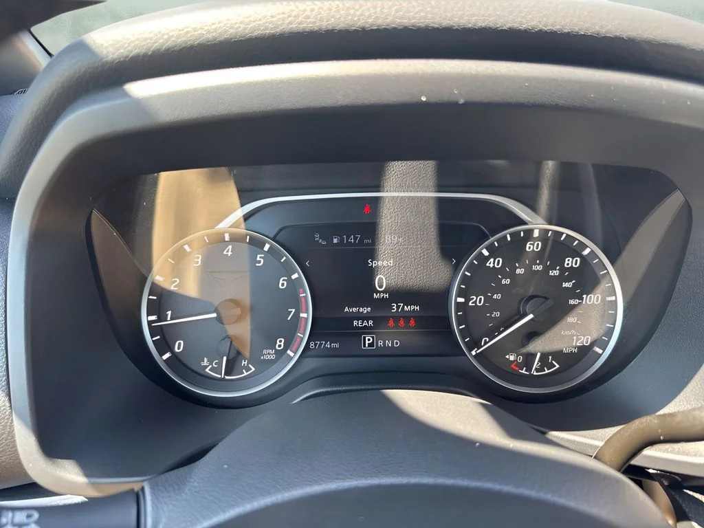 Used 2024 Green Nissan SV image 22