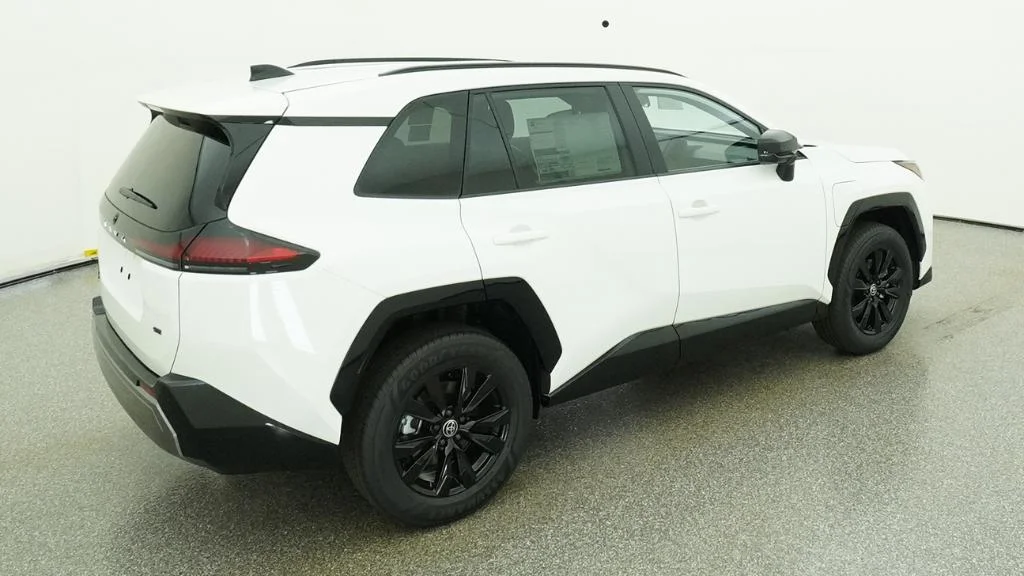 New 2026 Ice Cap Toyota SE image 12