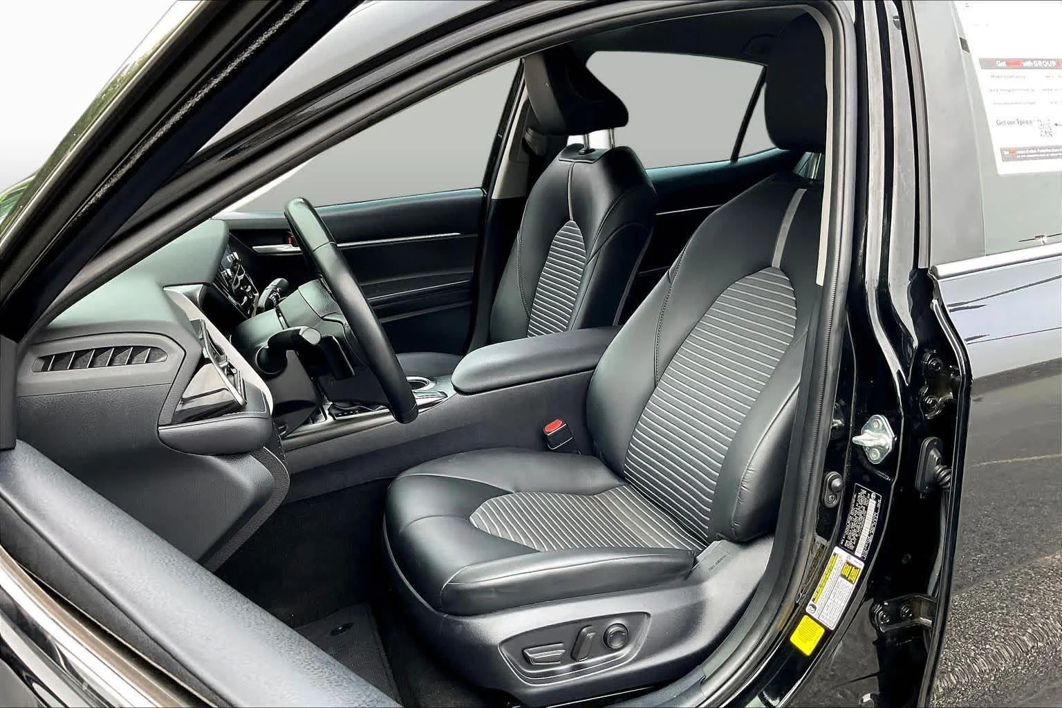 Used 2024 Midnight Black Metallic Toyota SE image 8