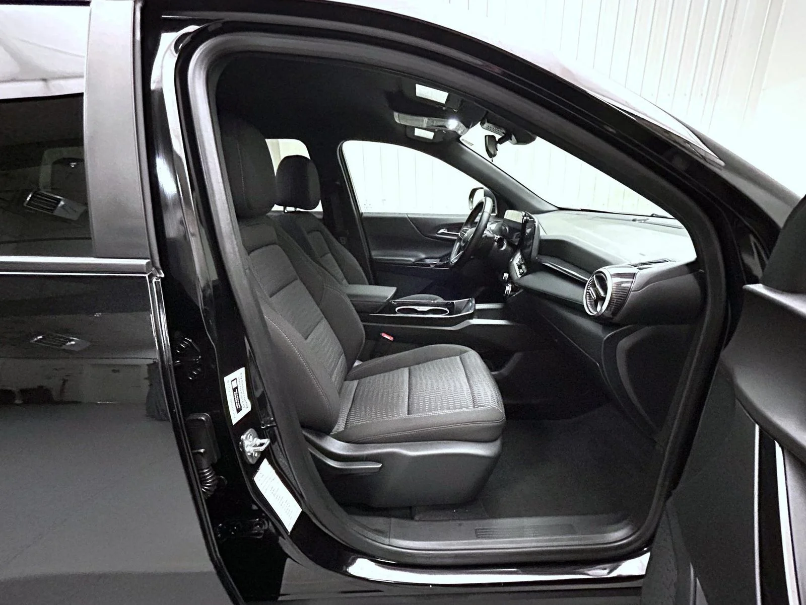 Used 2025 Black Chevrolet LT image 15