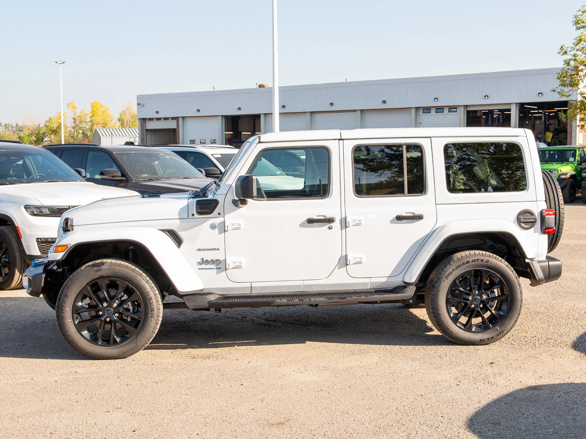 Used 2024 White Jeep Sahara* 4x4, Hybrid, Heated McKinley Leather, Dual Top Group image 3