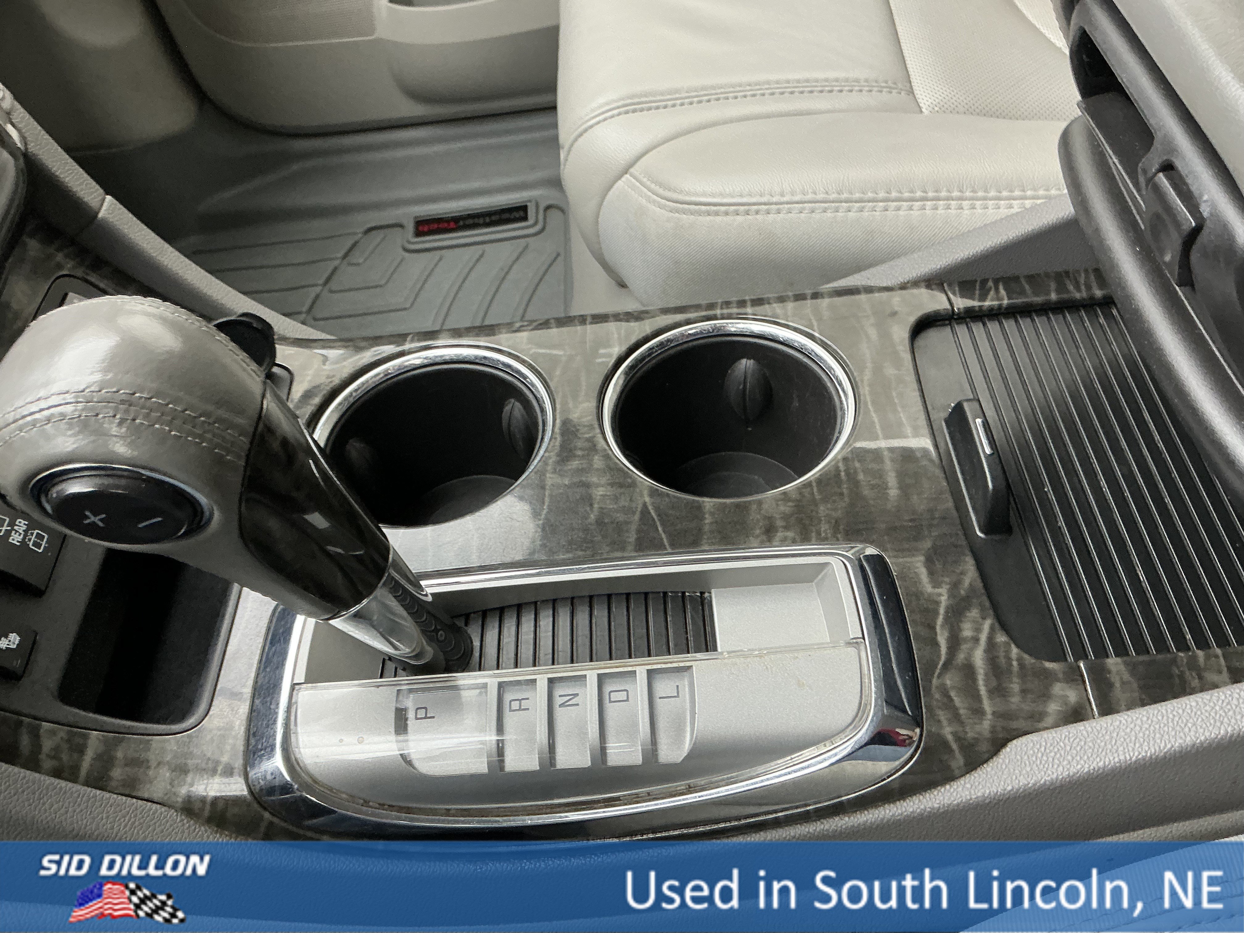 Used 2013 White Diamond Tricoat Buick  image 13
