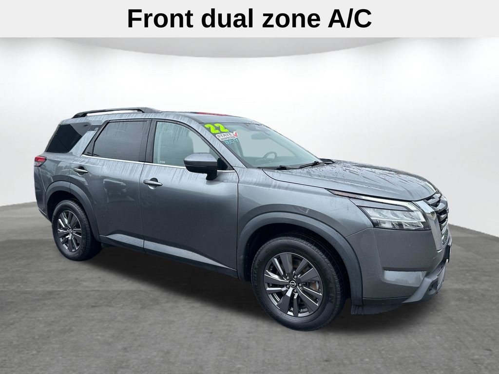 Used 2022 Gray Nissan SV image 5