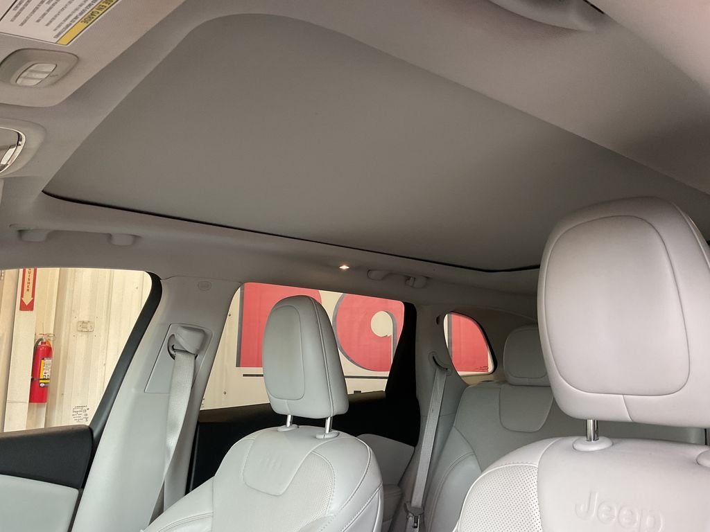 Used 2021 White Jeep Limited image 27