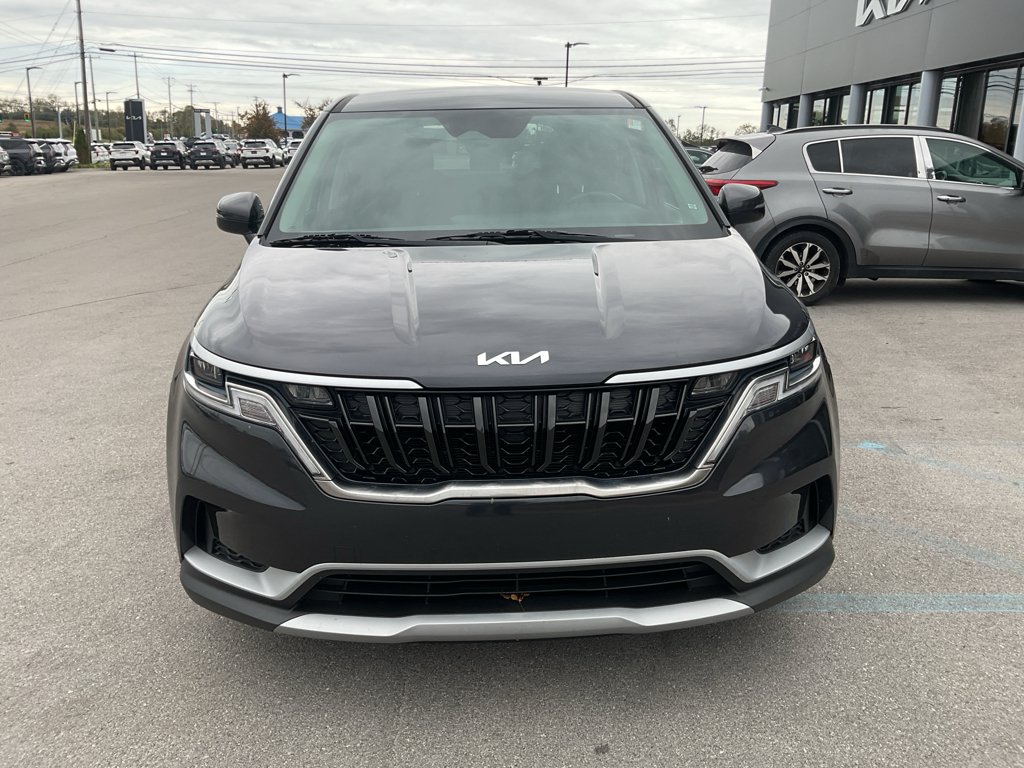 2023 Kia Carnival LX photo 2