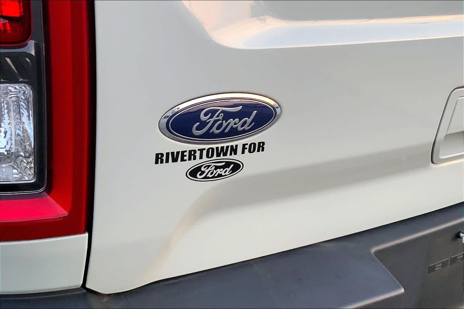 Used 2024 Cactus Gray Ford Outer Banks image 30