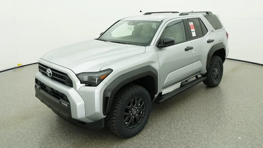 2026 Toyota 4Runner SR5 4WD's photo