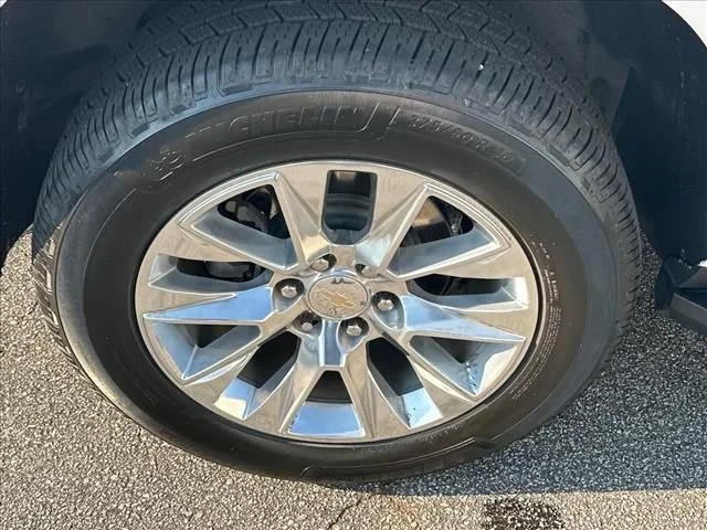 Certified Used 2023 Summit White Chevrolet Premier image 37