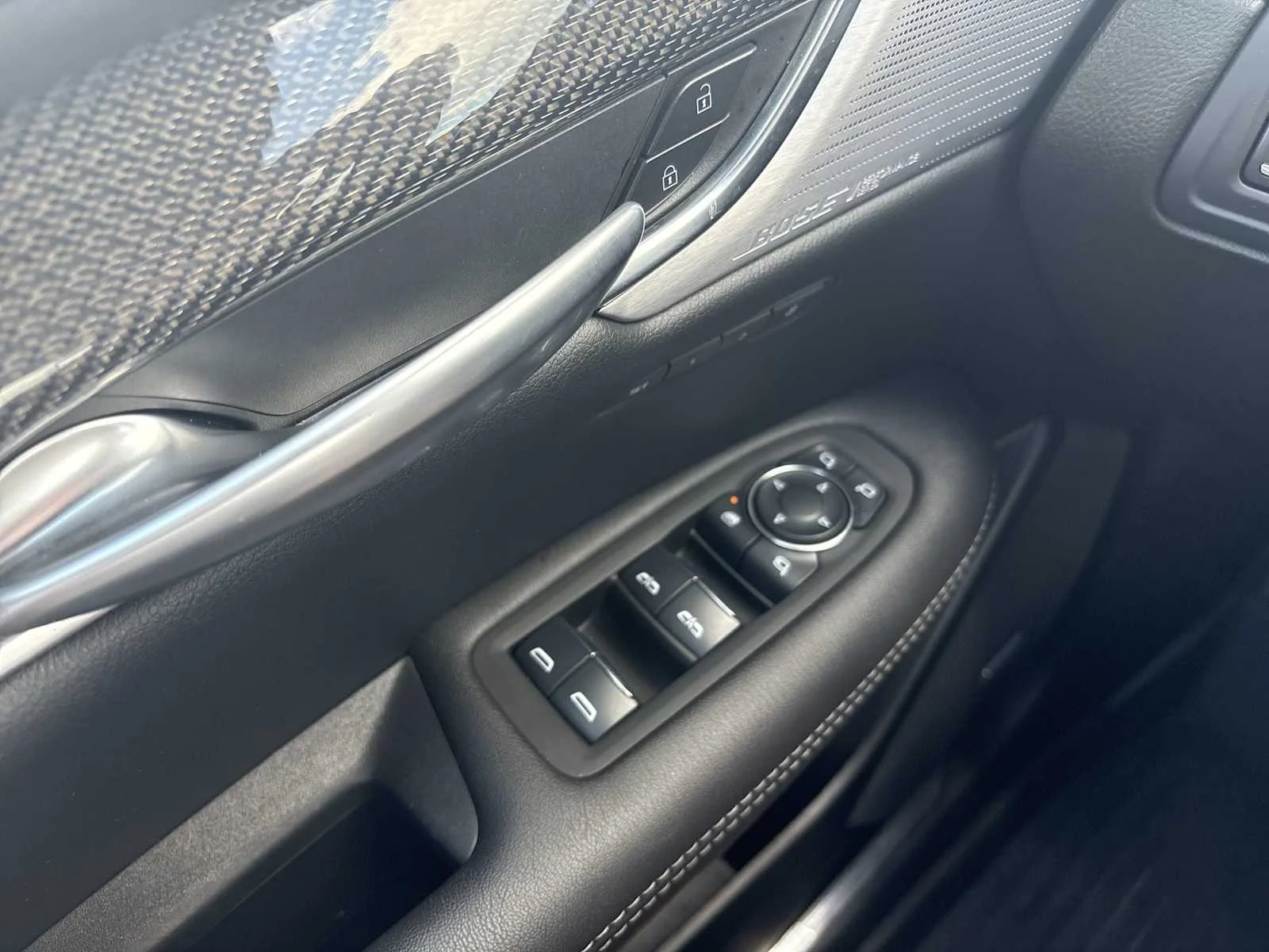 Used 2025 Argent Silver Metallic Cadillac Sport image 25
