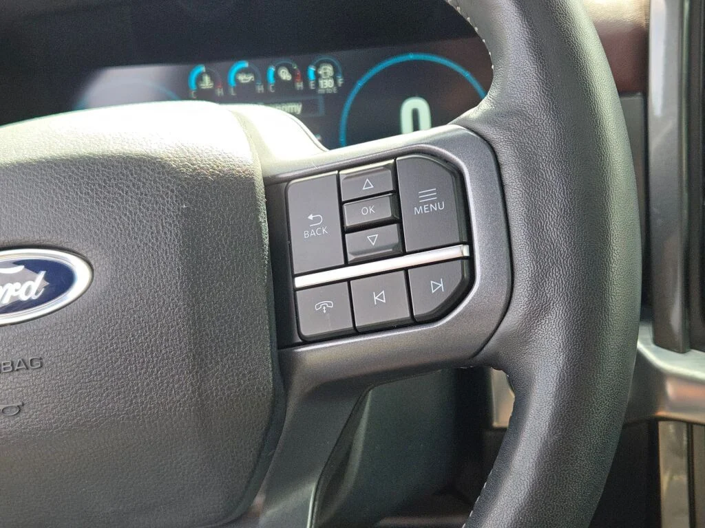 Used 2023 Gray Ford Lariat image 33
