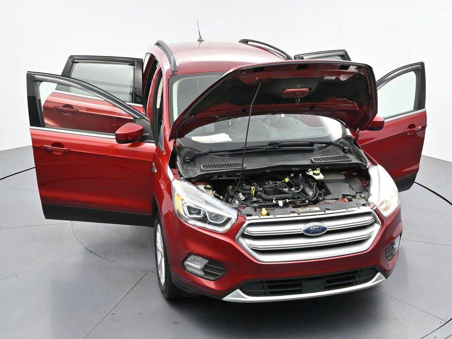 Used 2019 Ruby Red Metallic Tinted Clearcoat Ford SEL image 39