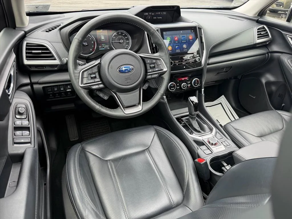 Used 2022 Black Subaru Touring image 10