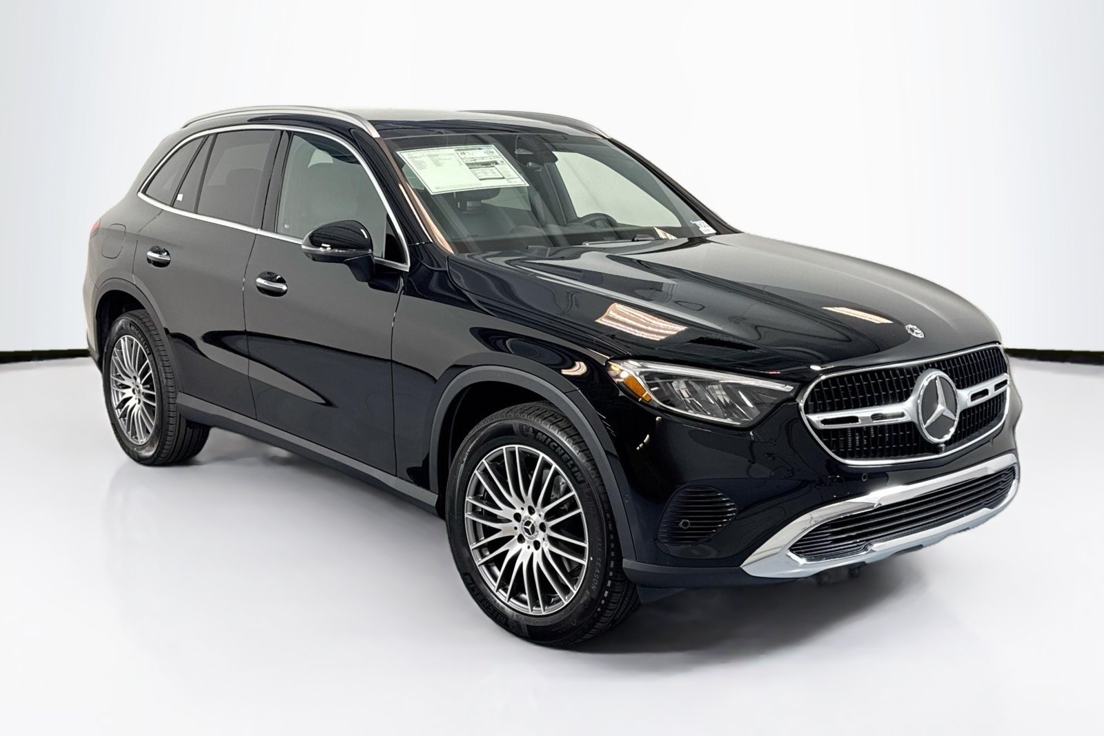 New 2026 Black Mercedes-Benz GLC 300 image 3