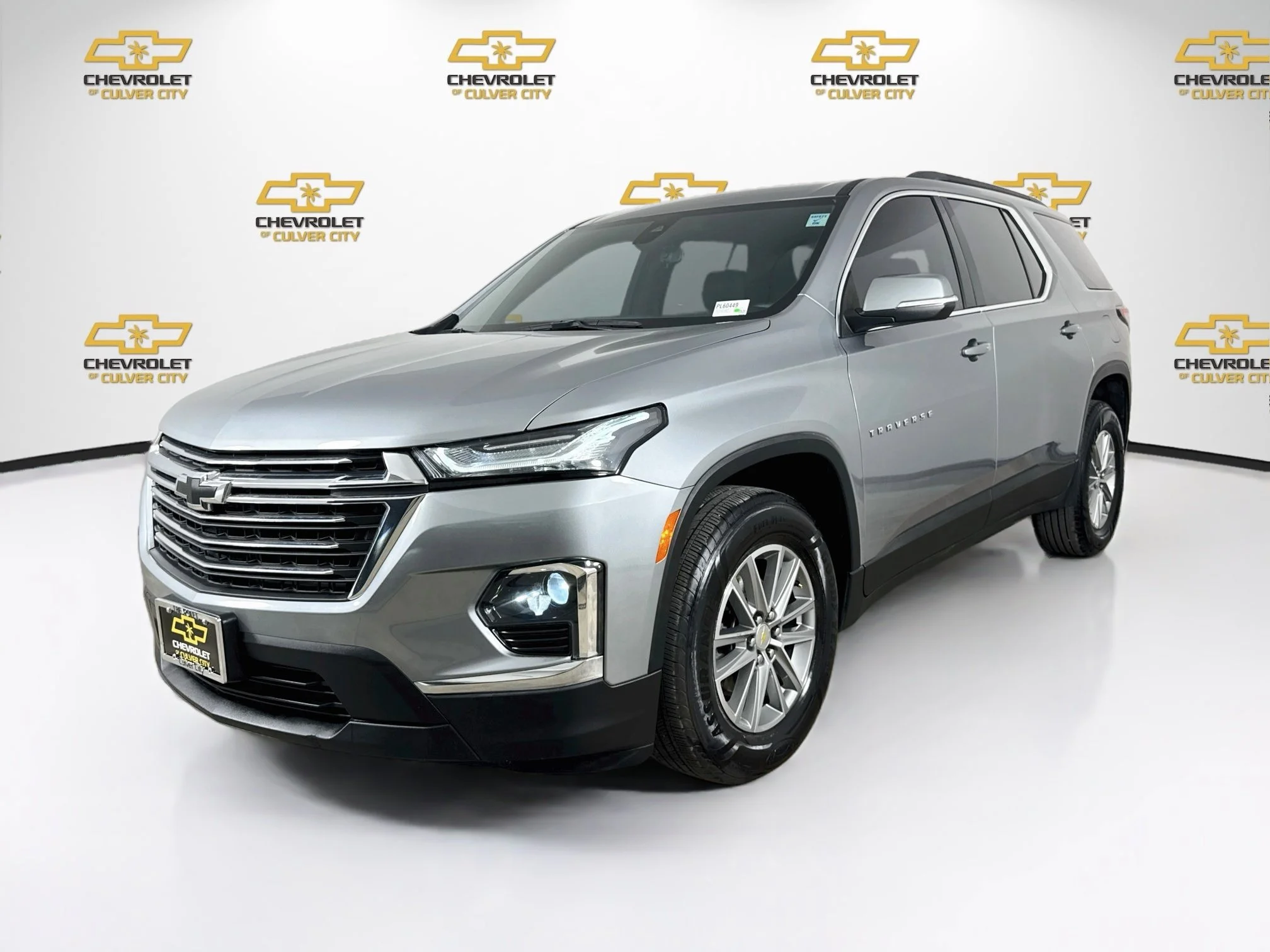 Used 2023 Sterling Gray Metallic Chevrolet LT Cloth image 3