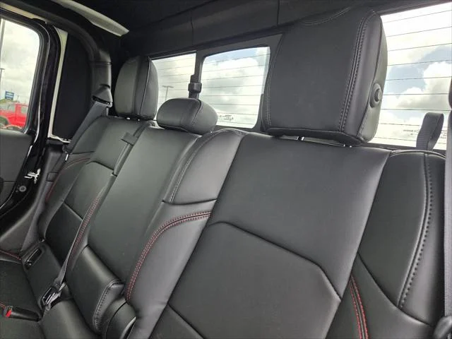 New 2026 Black Clear-Coat Exterior Paint Jeep Rubicon image 22