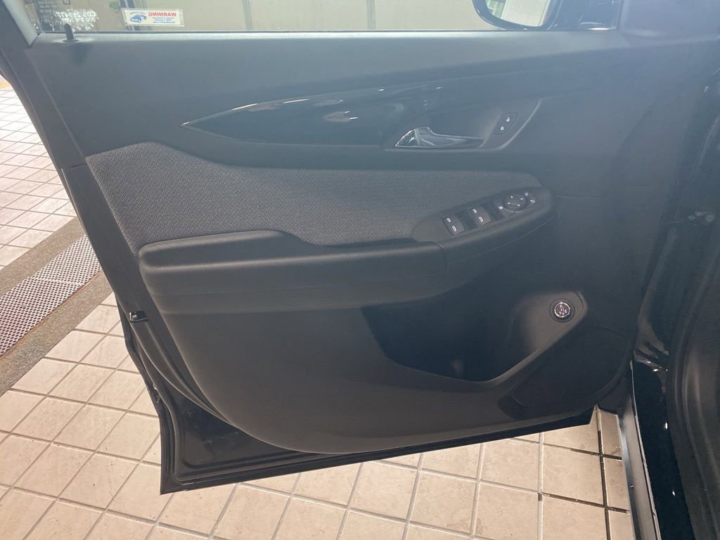 New 2026 Mosaic Black Metallic Chevrolet LT image 9