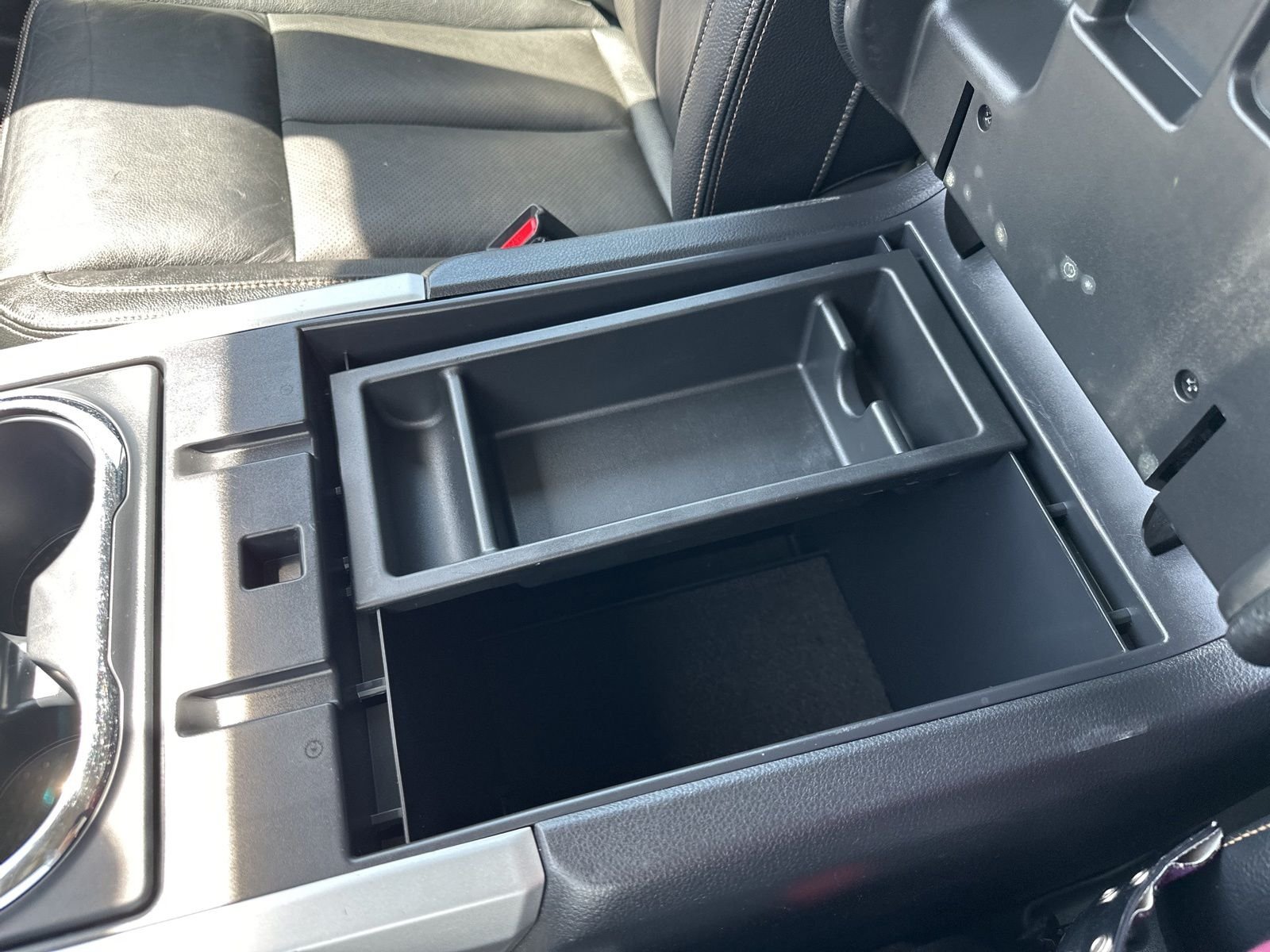 Used 2019 Gray Nissan SL image 64