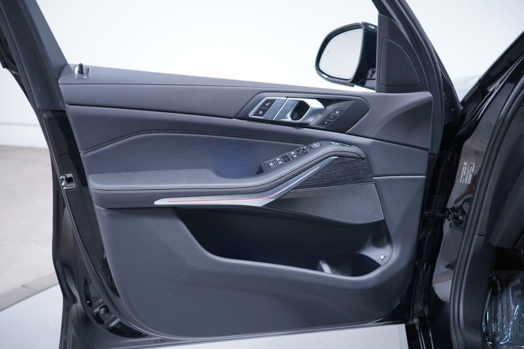 Used 2026 Black Sapphire Metallic BMW xDrive50e image 17