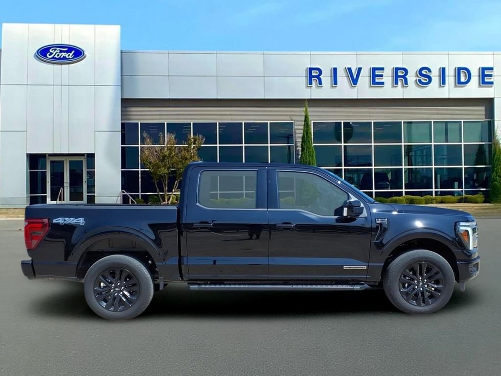 Used 2025 Black Metallic Ford Lariat image 8