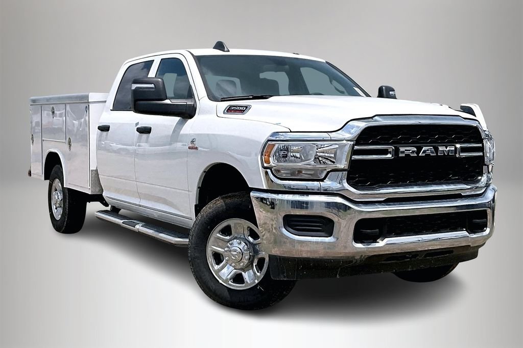 New 2024 Ram 3500 Tradesman 4D Crew Cab