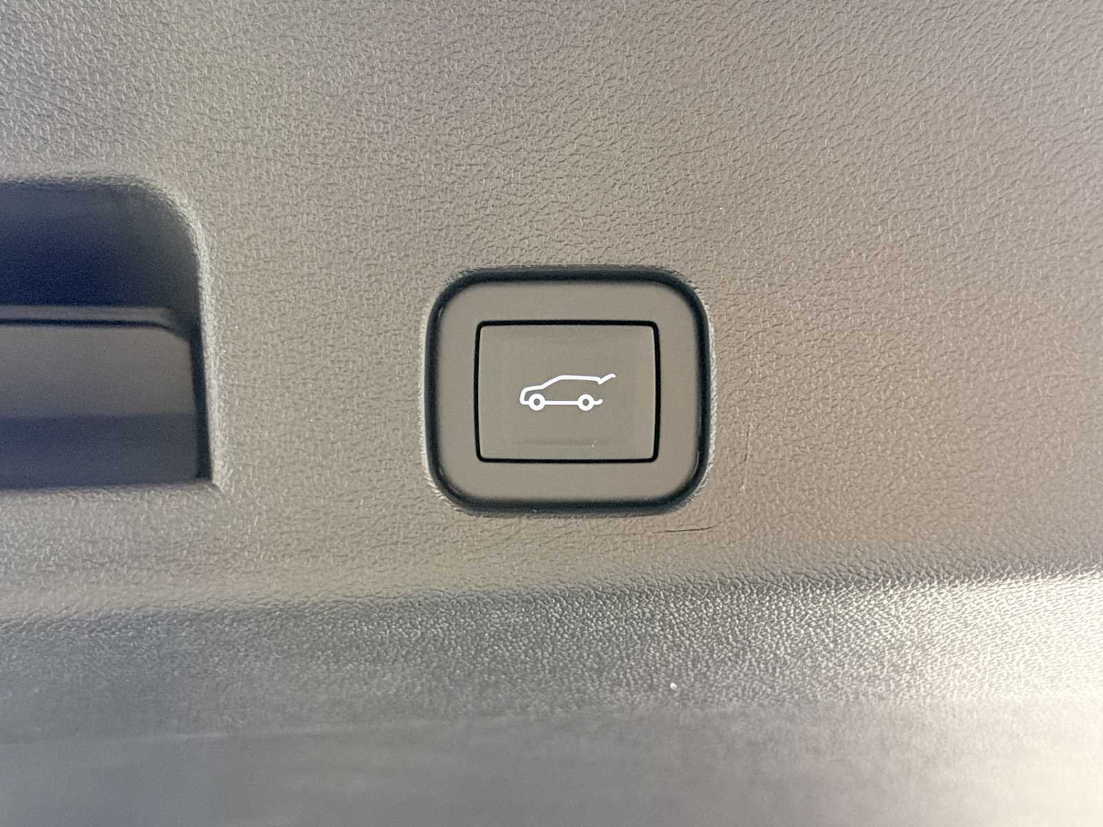 2026 GMC Acadia Elevation - Photo 18