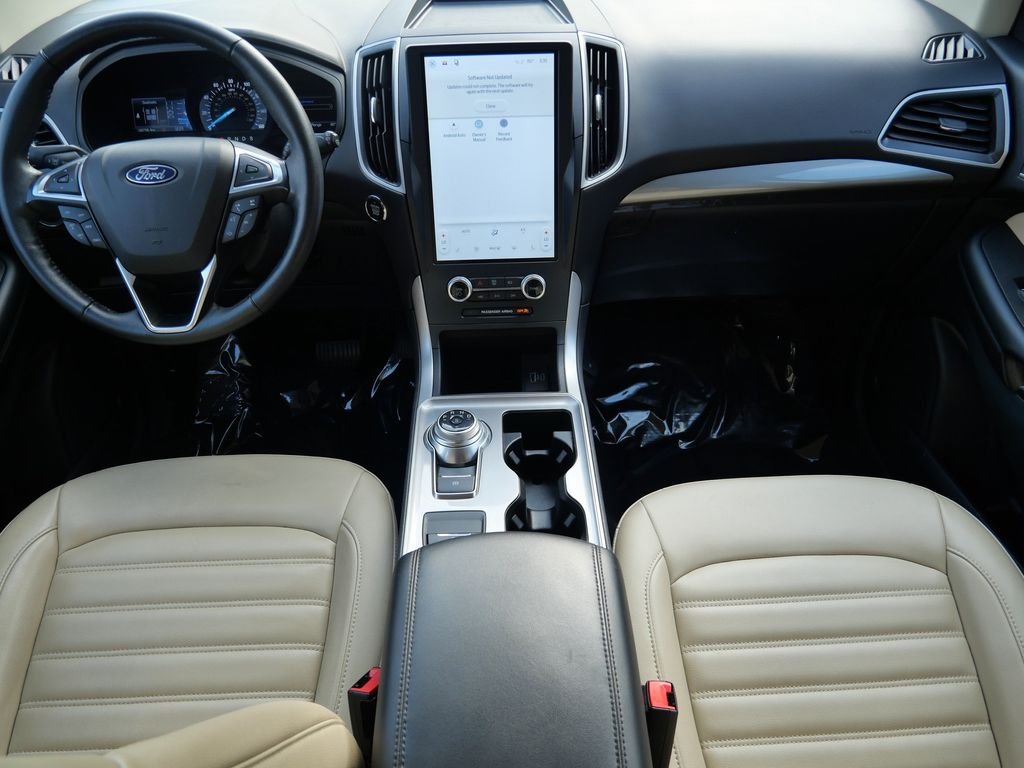 Used 2024 Black Ford SEL image 18
