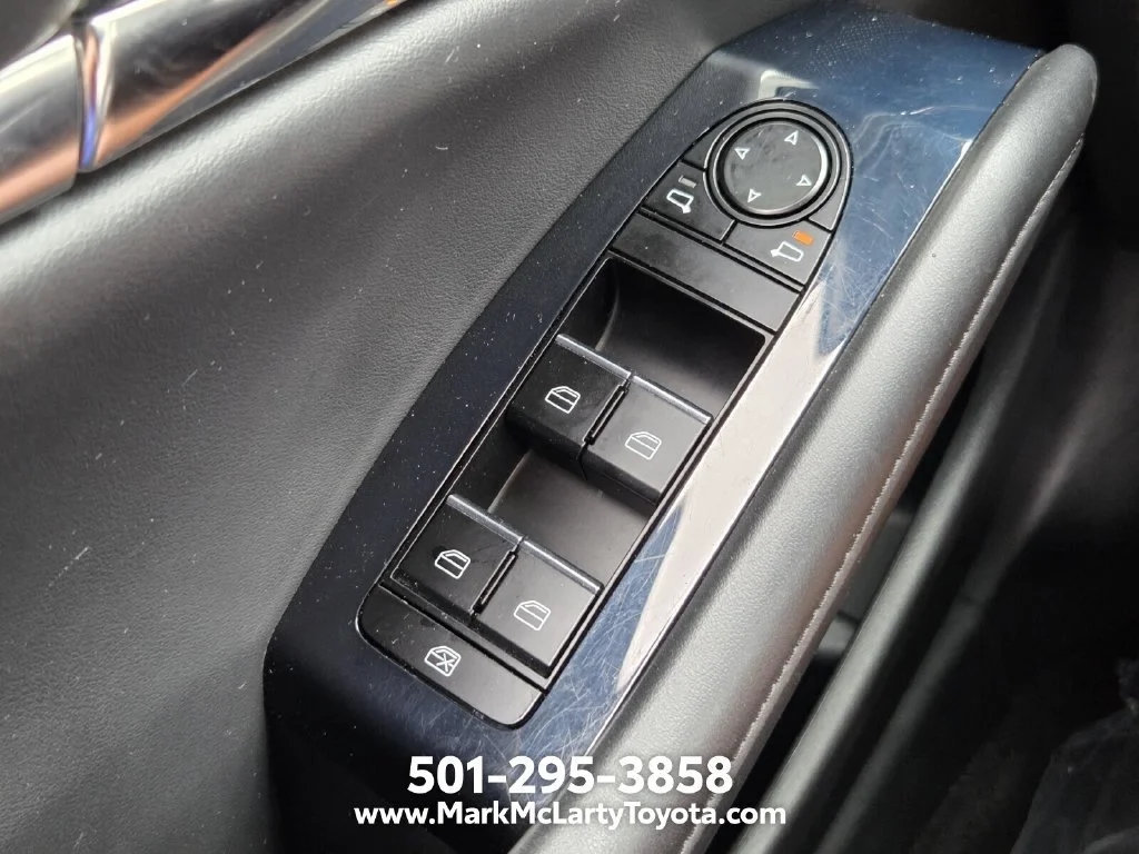 Used 2020 Gray Mazda Preferred image 24