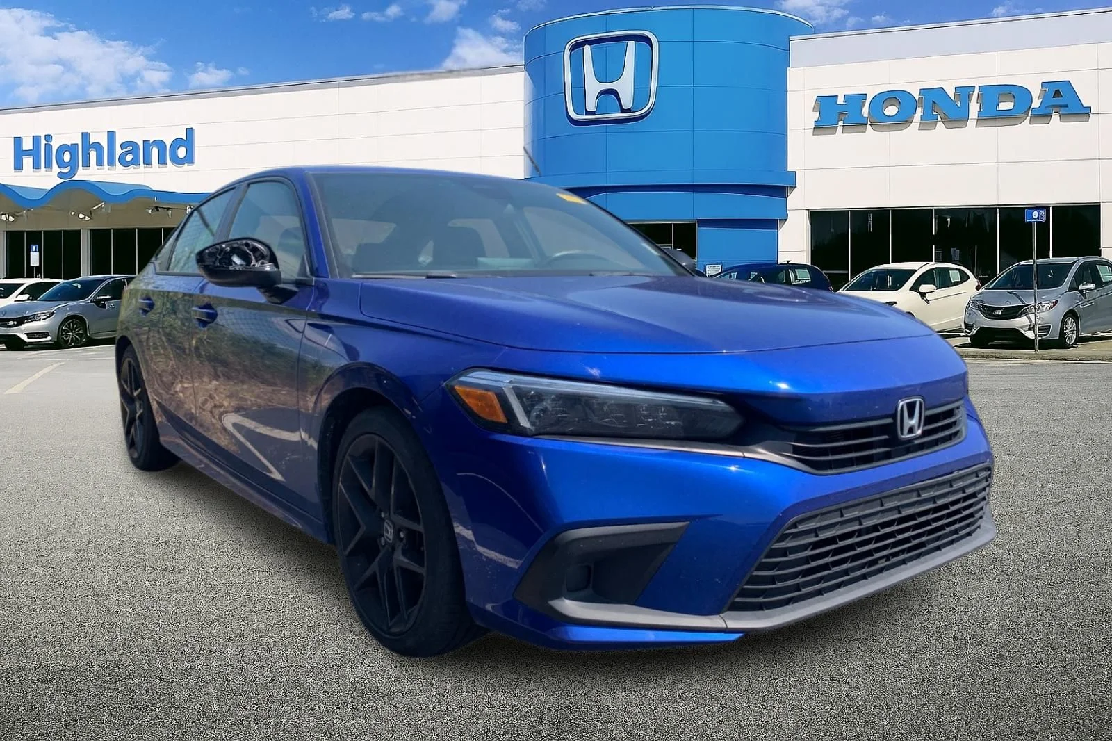 Used 2024  Honda Sport image 4