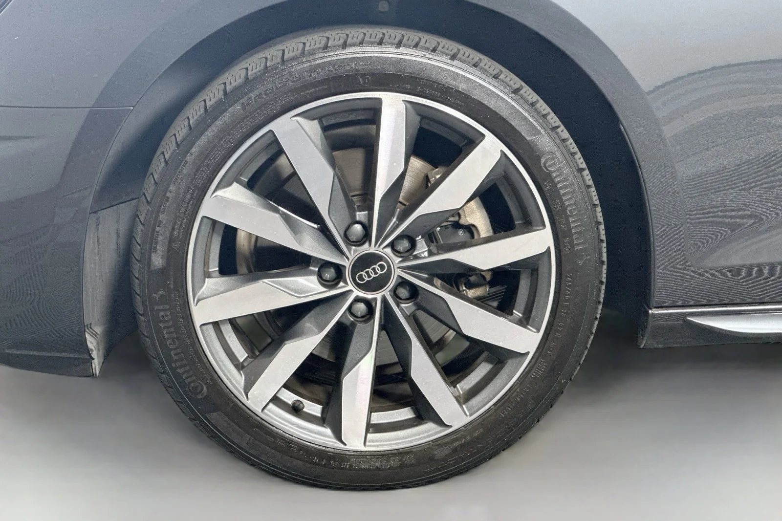 Used 2023 Manhattan Gray Metallic Audi Premium image 11