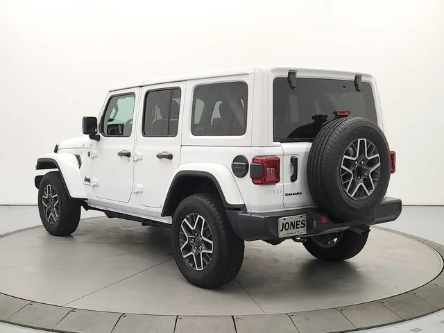 Used 2025 Bright White Cl Jeep Sahara image 5