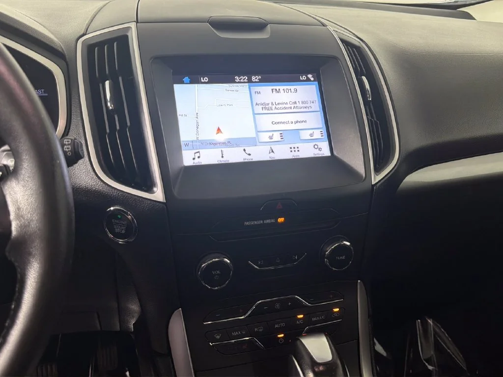 Used 2017 White Ford SEL image 23