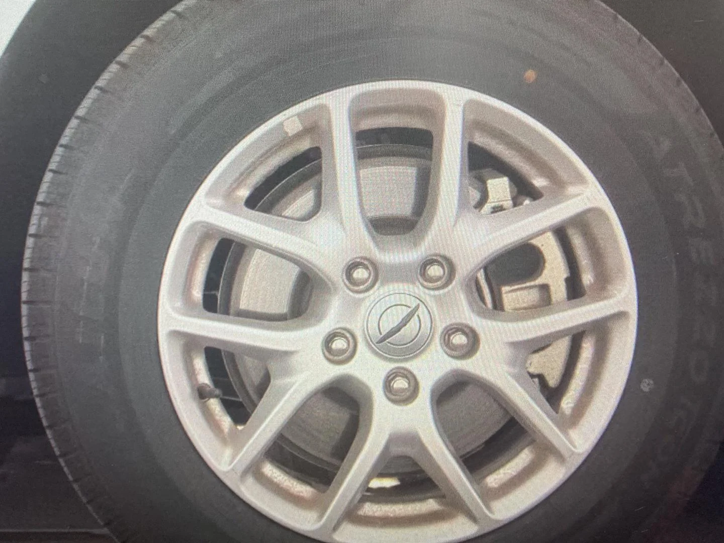 Used 2024 Bright White Clearcoat Chrysler Touring L image 8