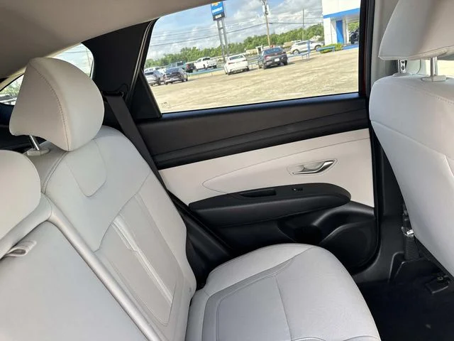 Used 2025 Red Hyundai SEL image 16
