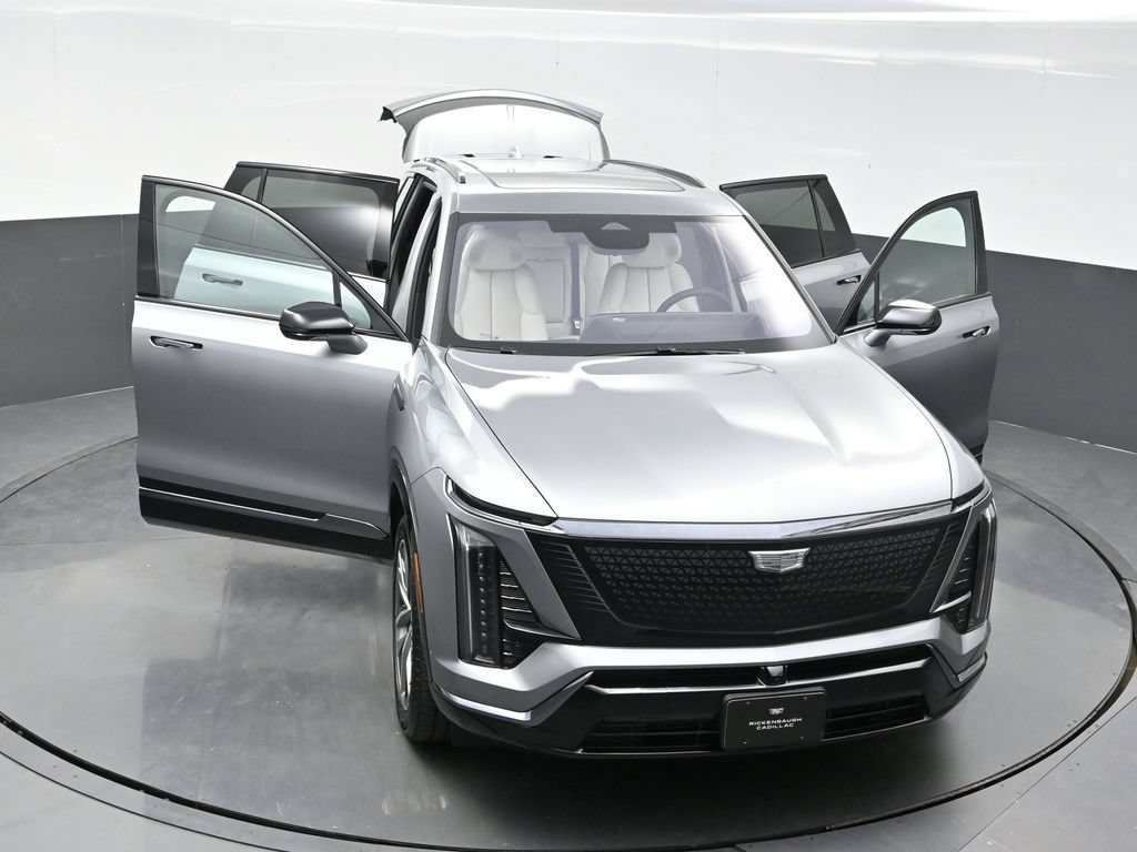 2026 Cadillac VISTIQ Sport - Photo 25