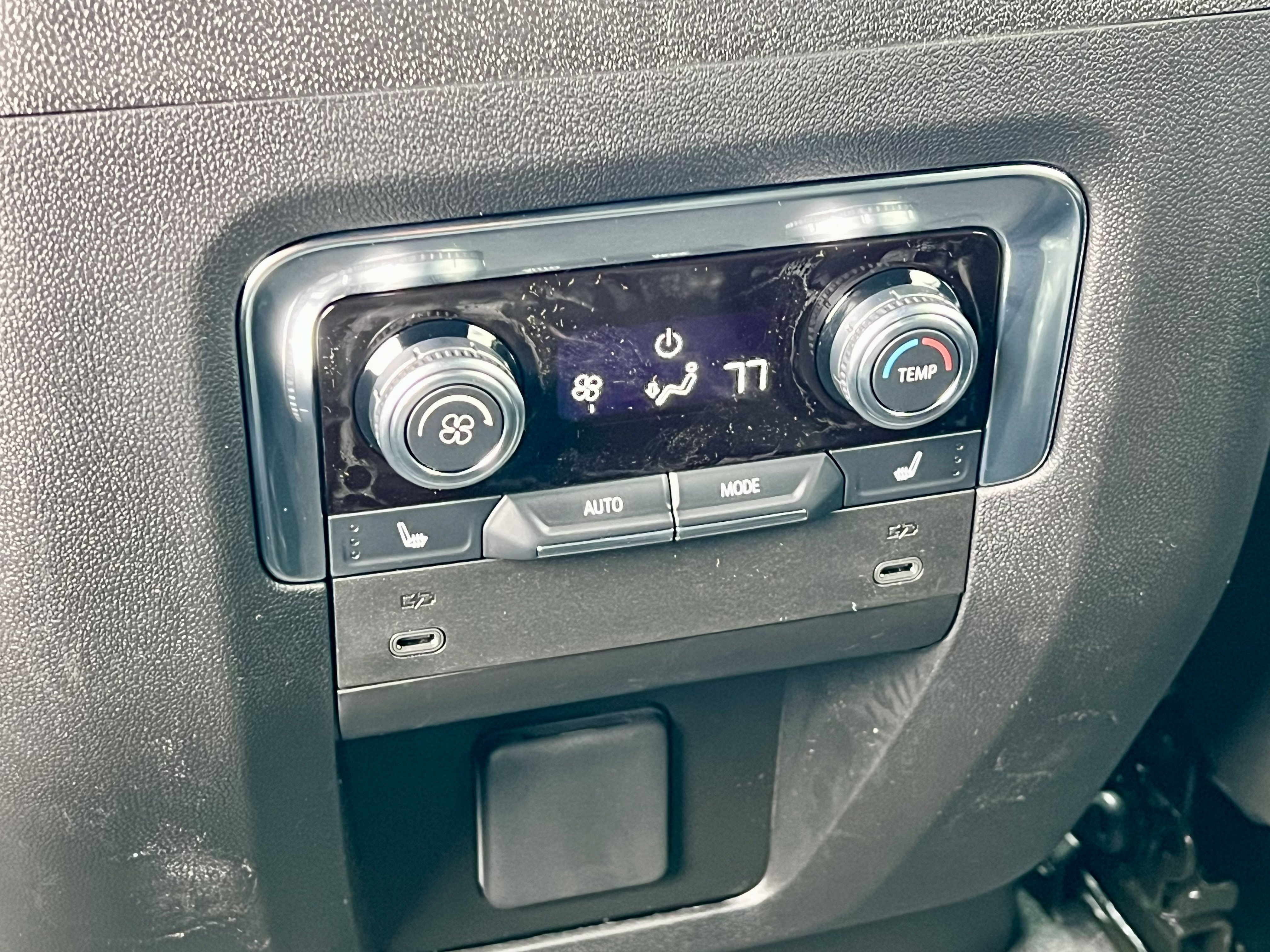 New 2026 Onyx Black GMC Elevation image 29