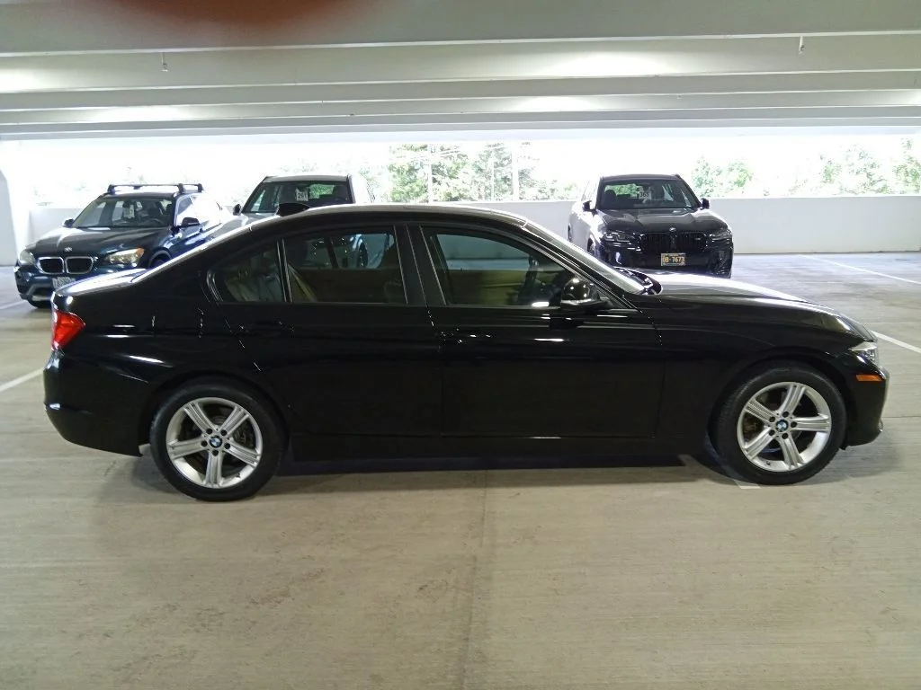 Used 2015 Jet Black BMW 328i xDrive image 4