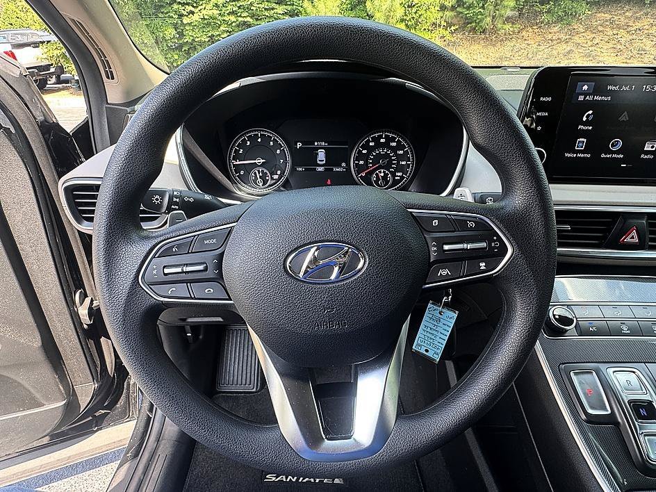 Used 2023 Twilight Black Hyundai SE image 12
