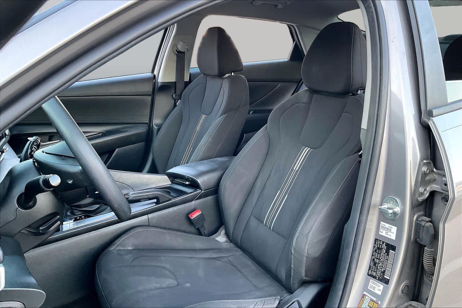 Pre-Owned 2023 Hyundai Elantra SEL