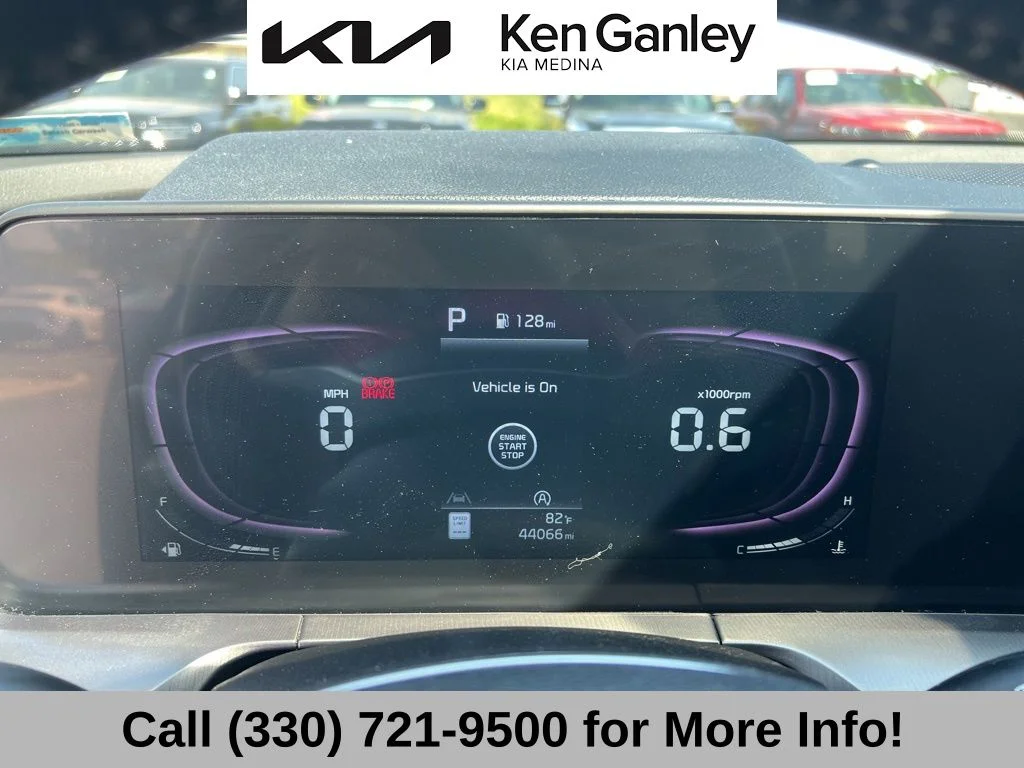 Used 2024 Black Kia S image 33
