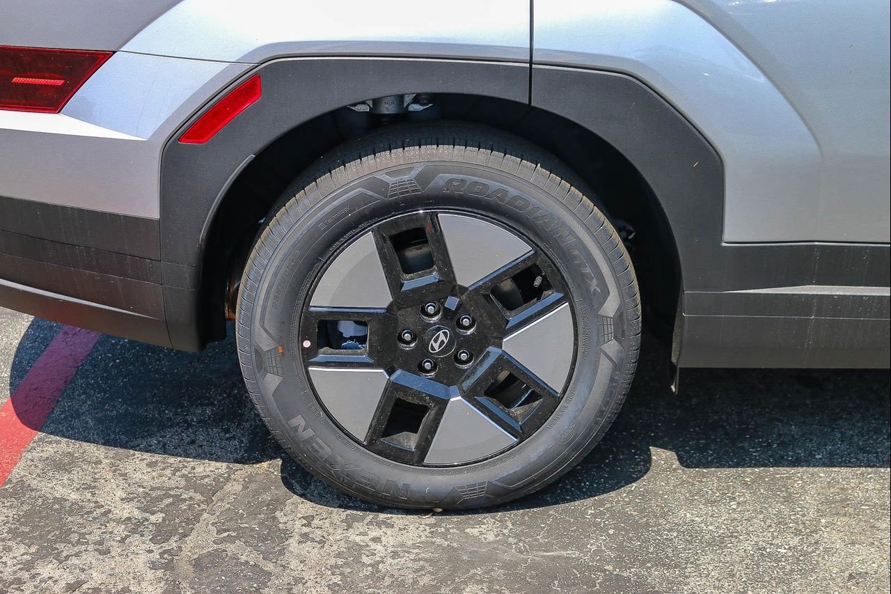 New 2026 Silver Hyundai SEL image 36