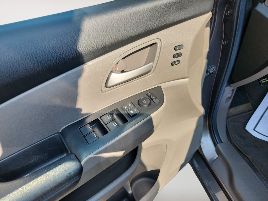Used 2013  Honda Touring image 10