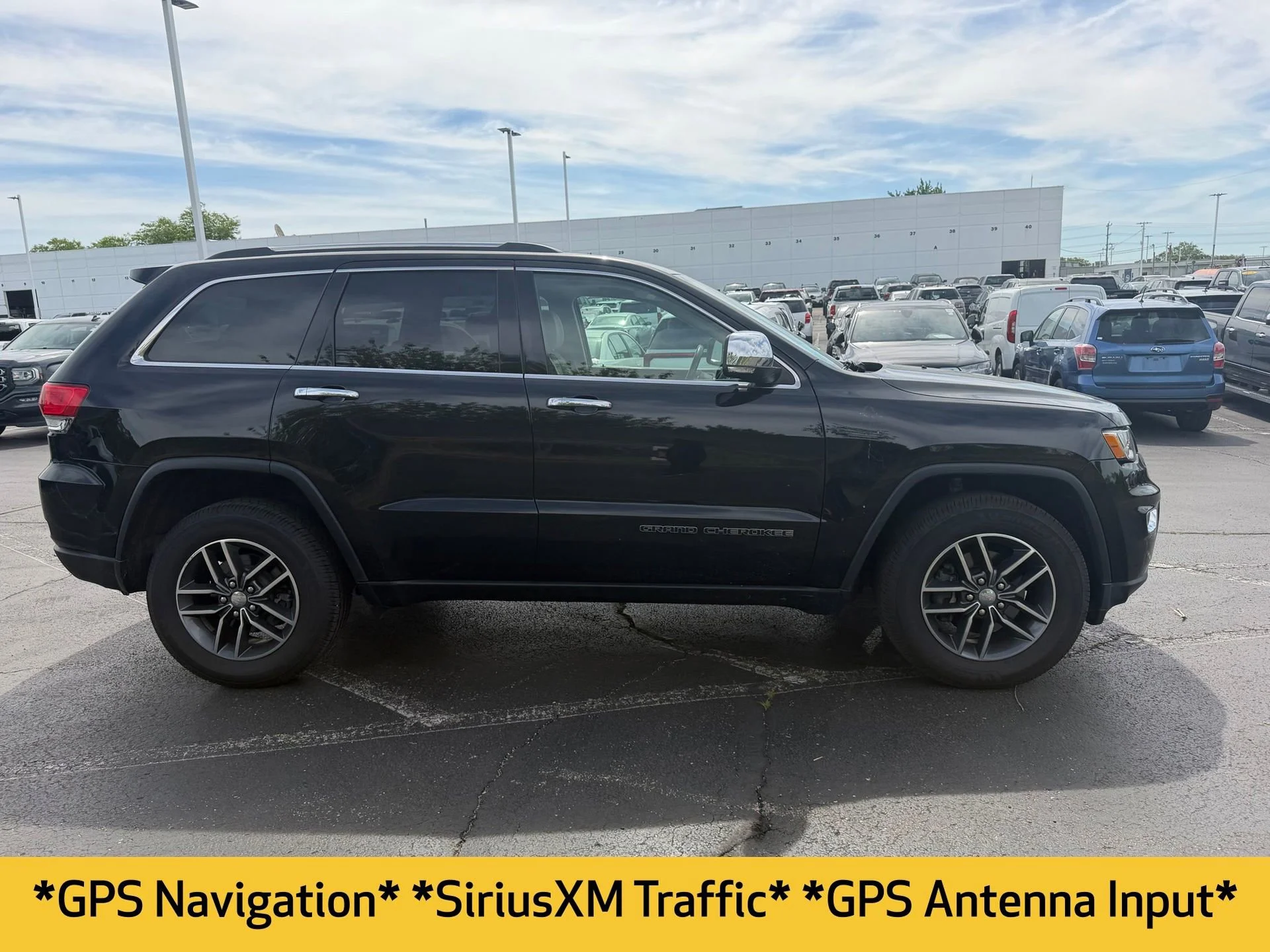 Used 2017 Black Jeep Limited 4x4 image 2