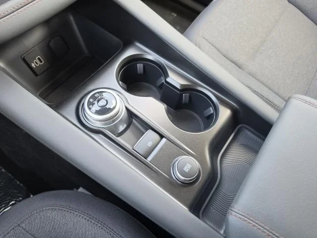 New 2026 Space White Metallic Ford Active image 19