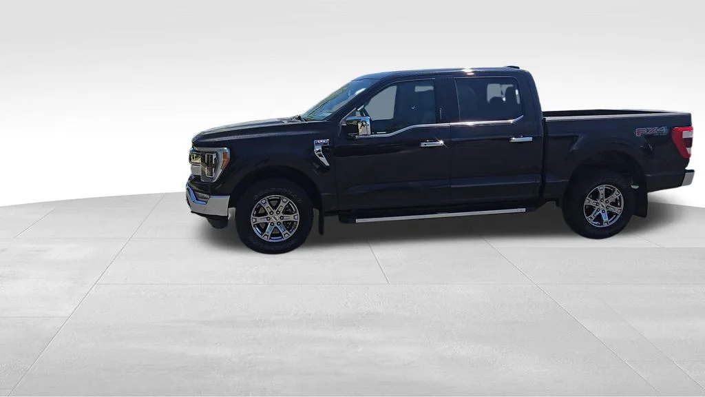 Used 2021 Black Ford Lariat image 4